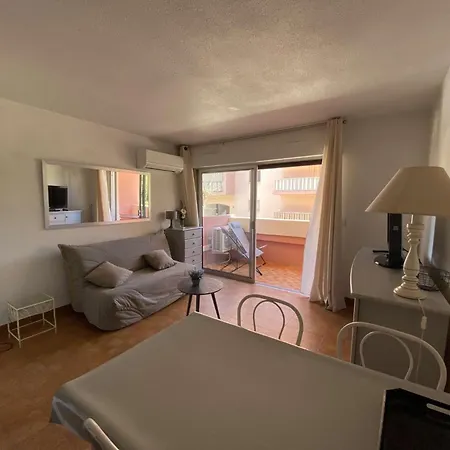 Sm530-e332 Maxime Appt 4 Couchages Avec Piscine Et Parking Lejlighed Sainte-Maxime