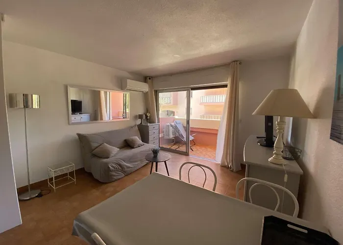 Sm530-e332 Maxime Appt 4 Couchages Avec Piscine Et Parking Appartamento Sainte-Maxime